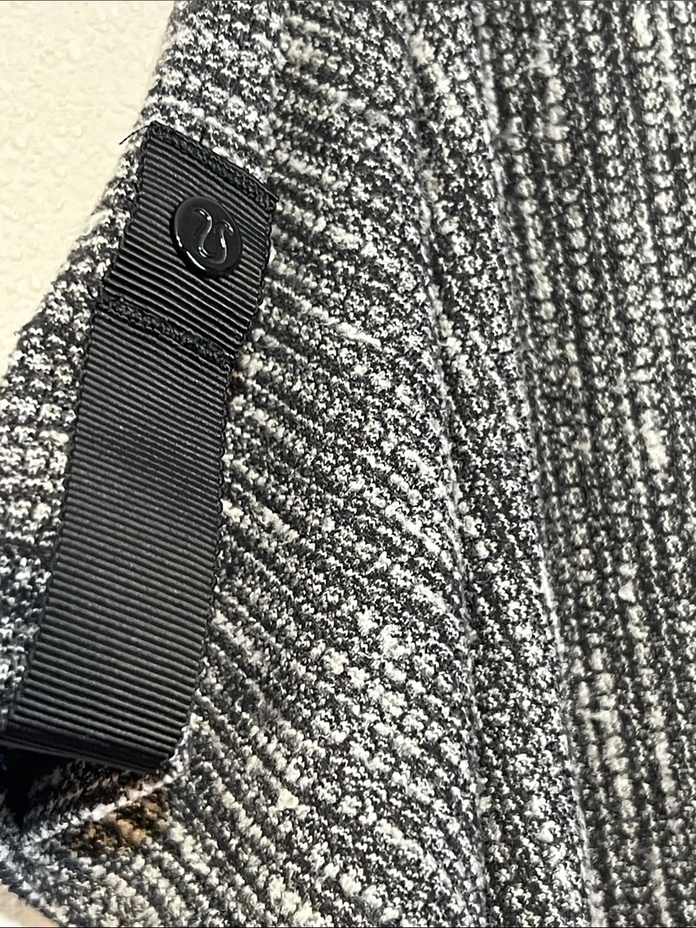 lululemon athletica Vyniyasa Snap Infinity Scarf Wrap